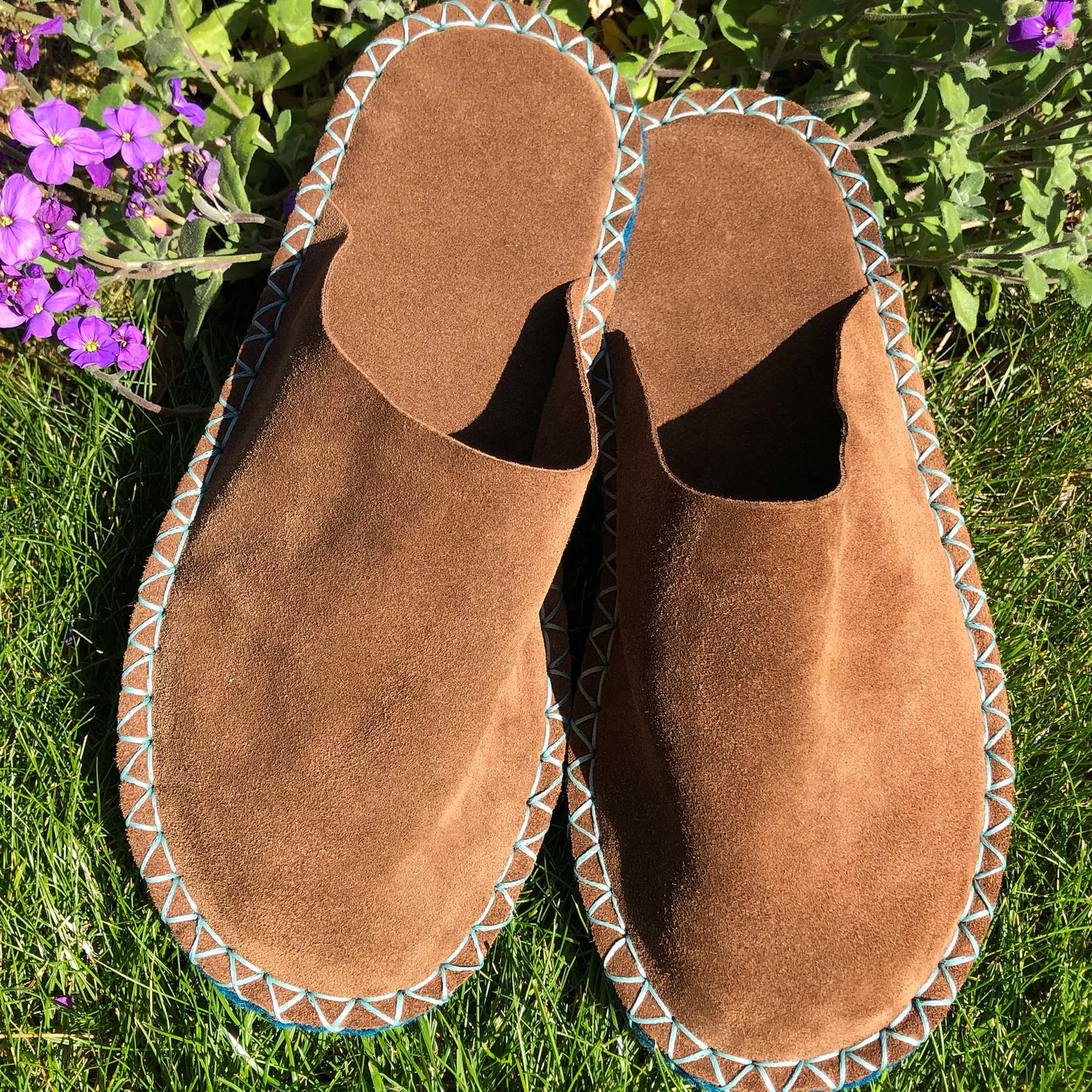 Joe's Toes Luxe Mule Slipper Kit in Natural Suede with Rubber Outsoles