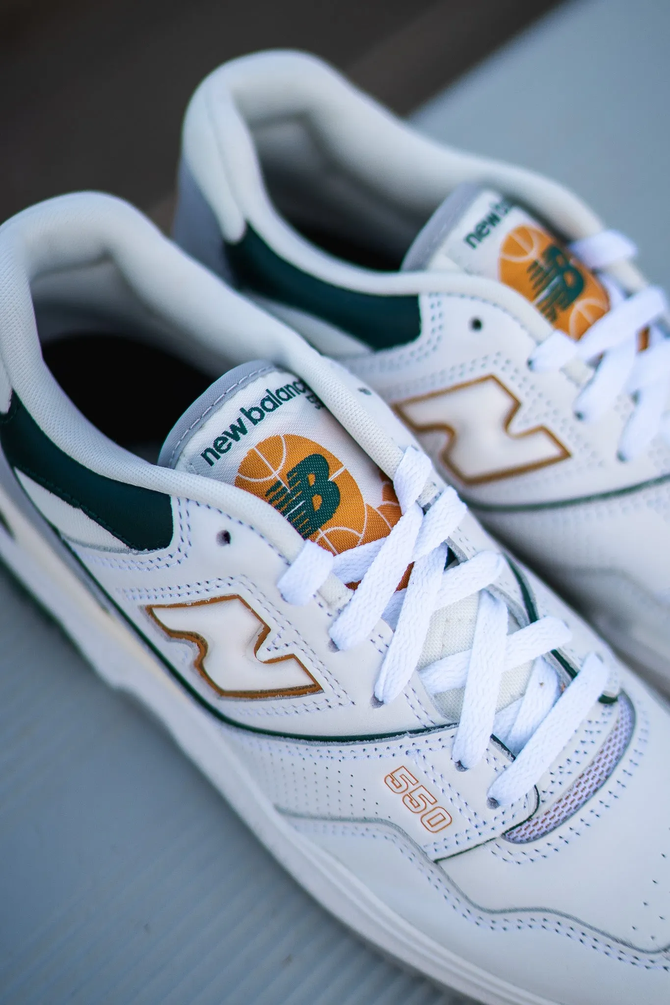 Mens New Balance 550 (White/Packer) - BB550PWC