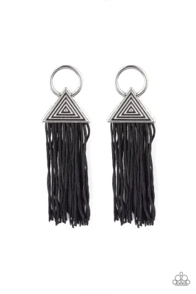 Oh My GIZA Black-Earrings