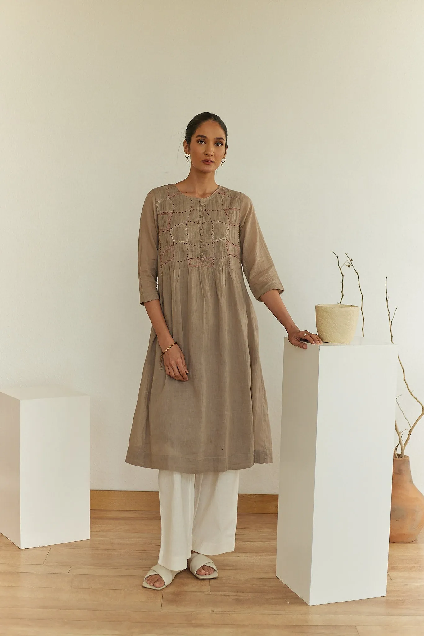 Strato Embroidered Pin-tuck Kurta