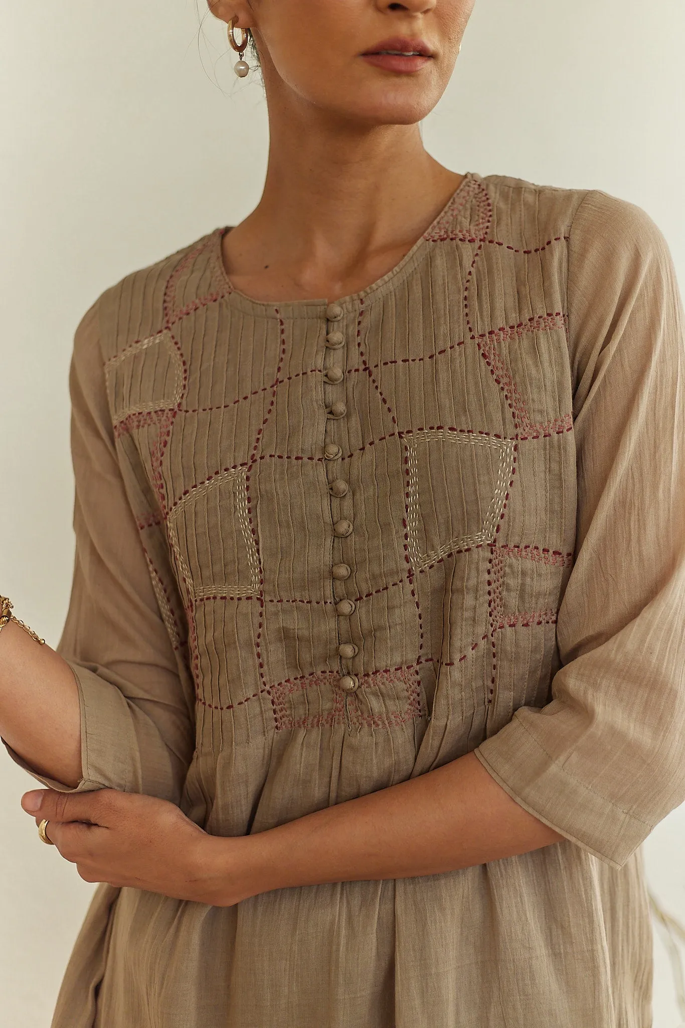 Strato Embroidered Pin-tuck Kurta