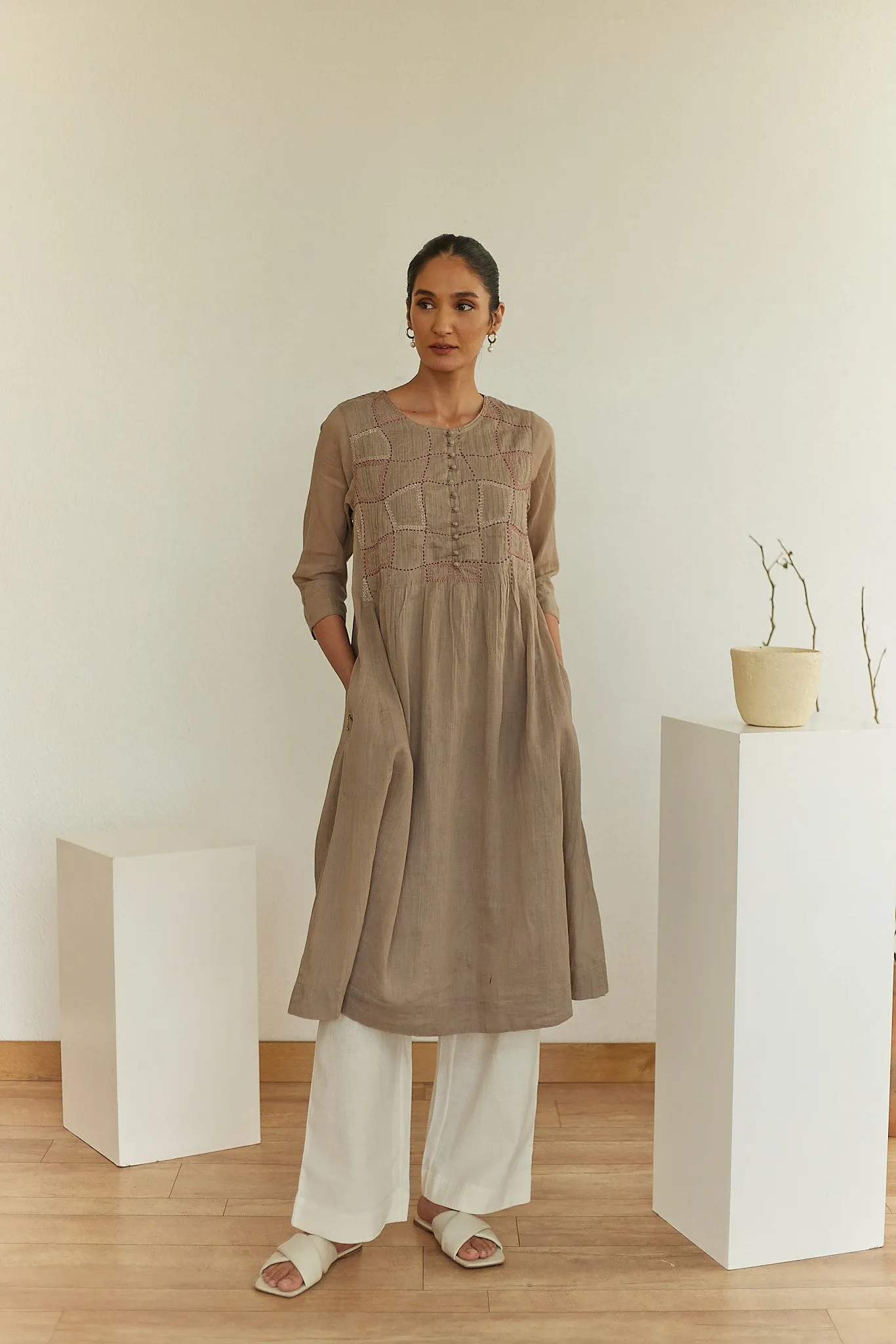 Strato Embroidered Pin-tuck Kurta