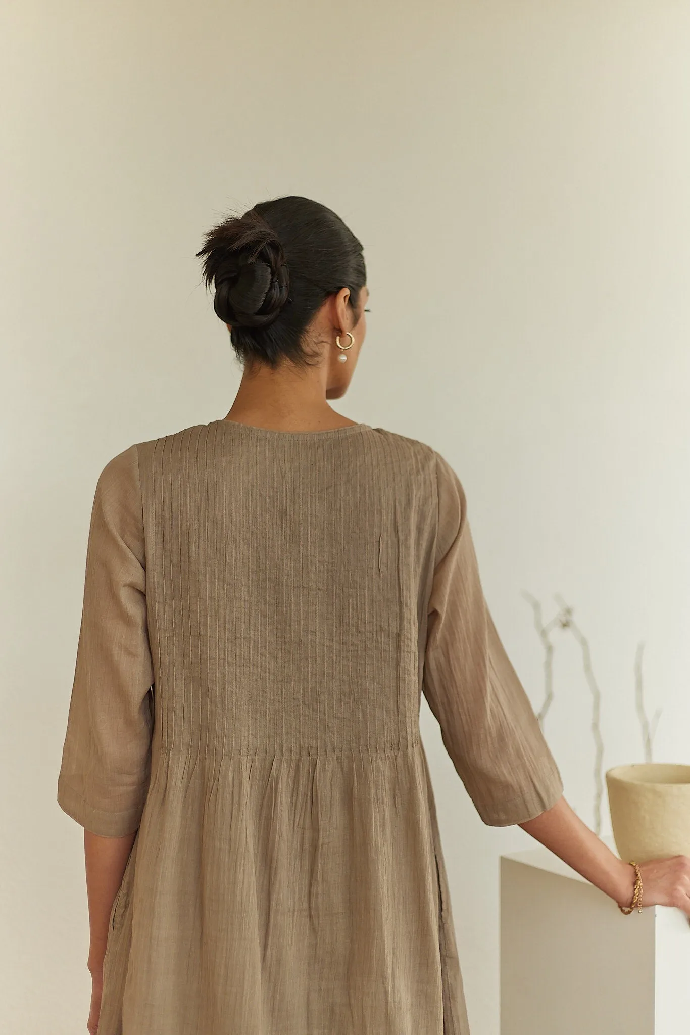 Strato Embroidered Pin-tuck Kurta