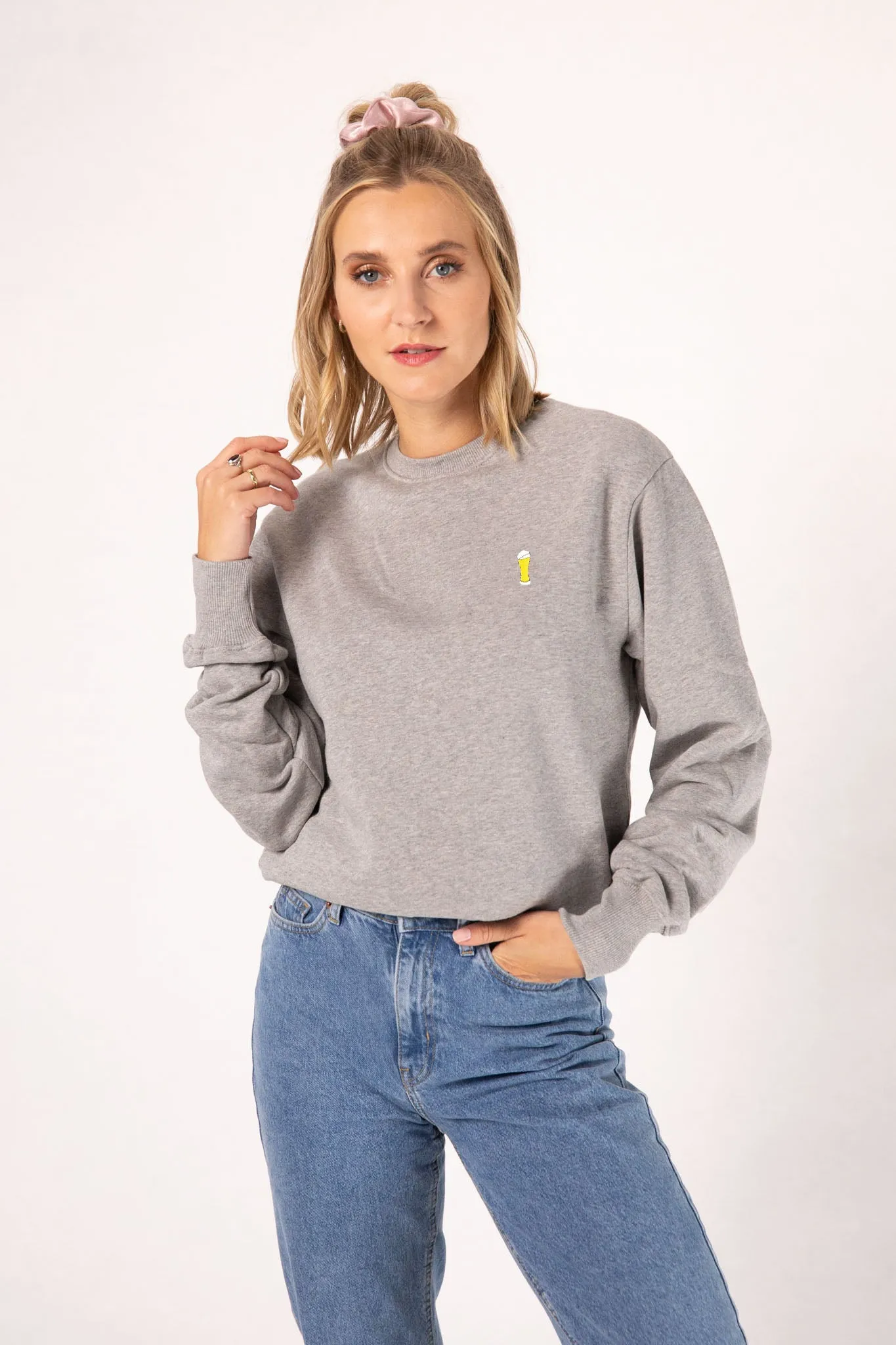 Weißbier | Bestickter Bio-Baumwoll Frauen Pullover